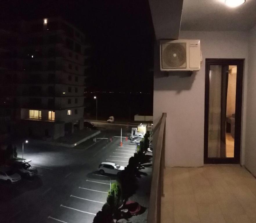 Arthemis Apartment Mamaia Exteriör bild
