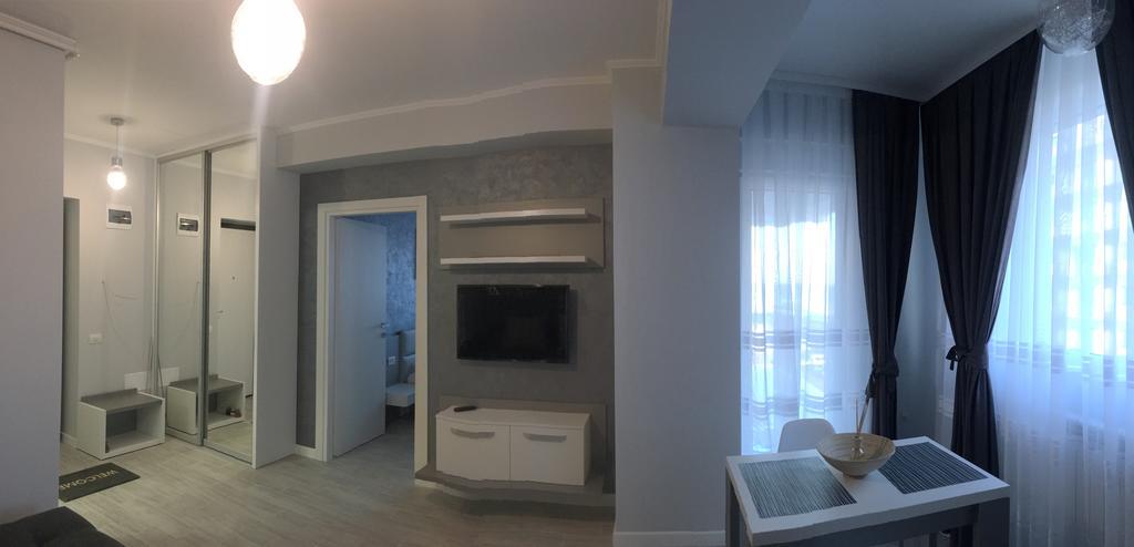 Arthemis Apartment Mamaia Exteriör bild
