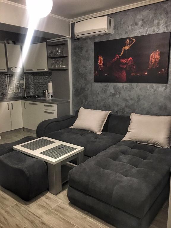 Arthemis Apartment Mamaia Exteriör bild