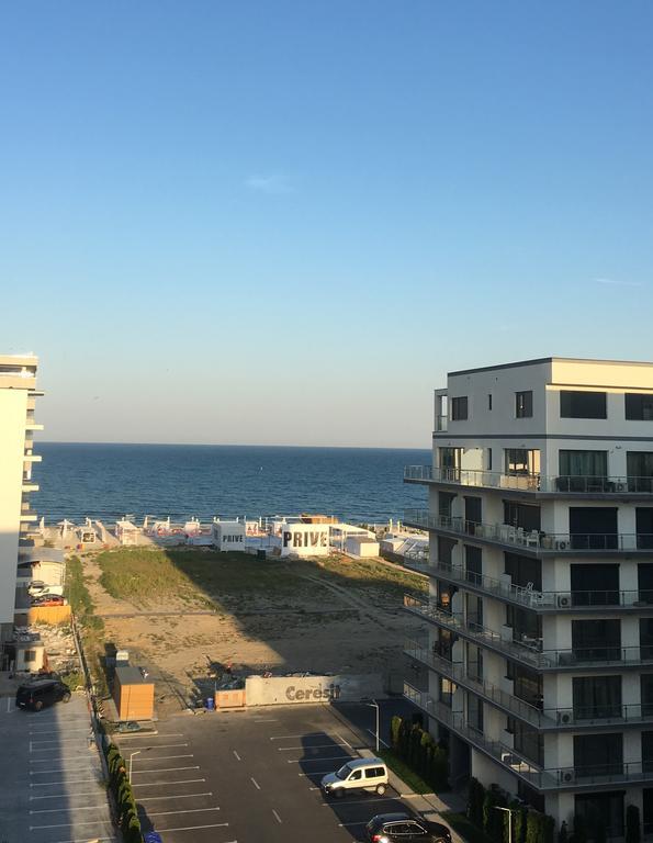 Arthemis Apartment Mamaia Exteriör bild