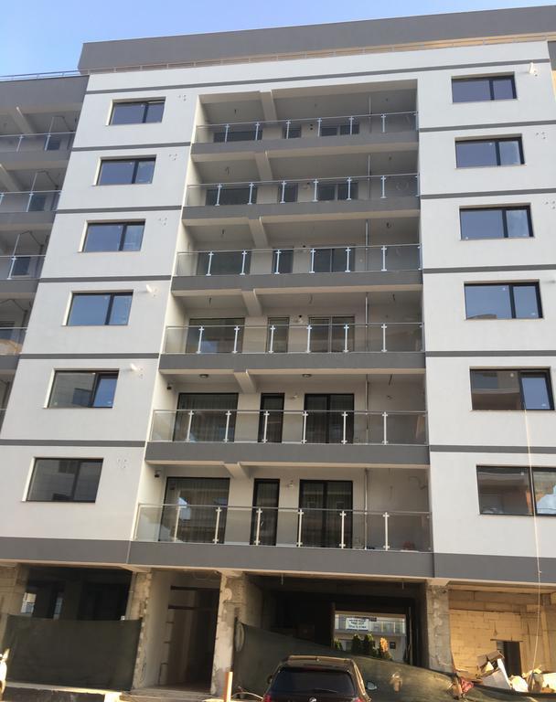 Arthemis Apartment Mamaia Exteriör bild
