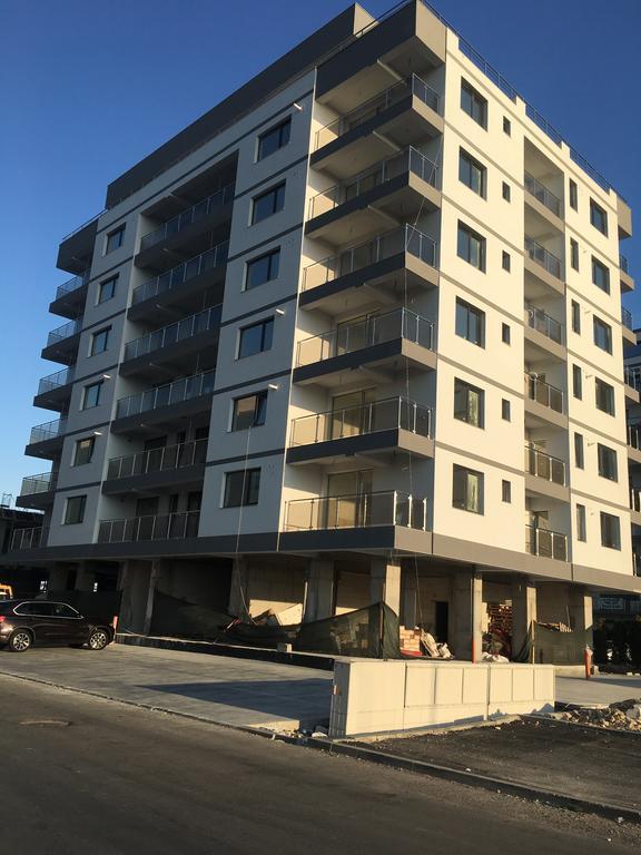 Arthemis Apartment Mamaia Exteriör bild